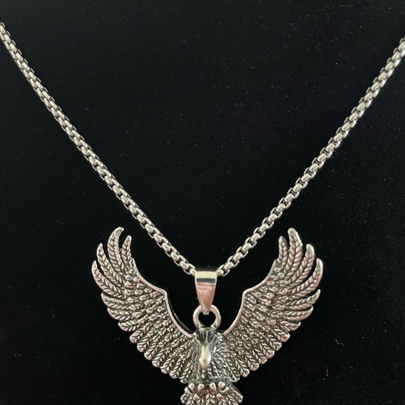 Eagle Pendant Necklace - Picture 2 of 4